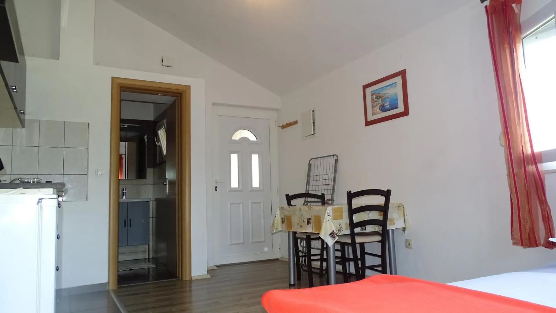 Apartments Luna Sukošan Chorwacja