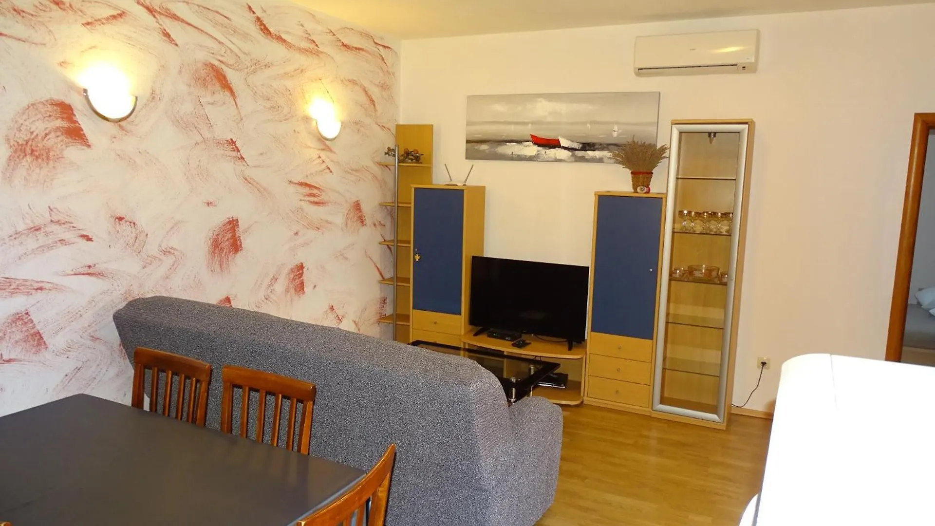 Apartments Luna Sukošan