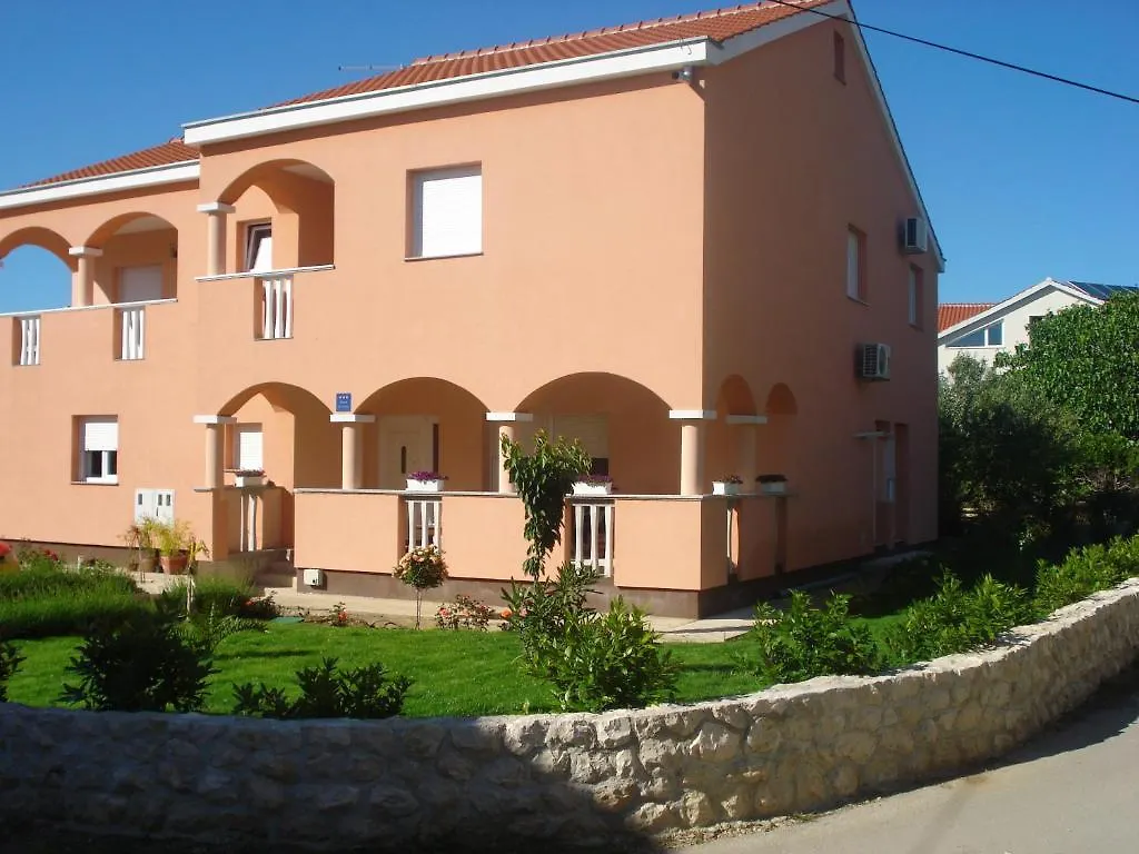 Apartments Luna Sukošan